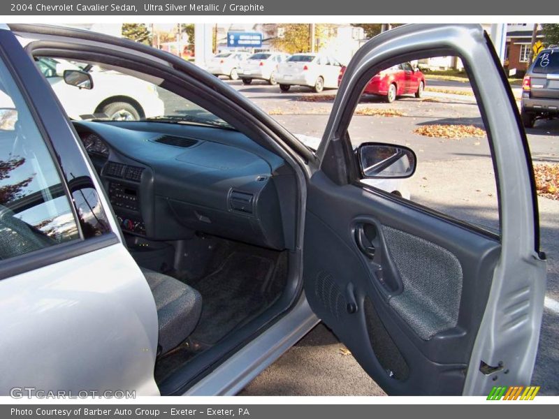 Ultra Silver Metallic / Graphite 2004 Chevrolet Cavalier Sedan