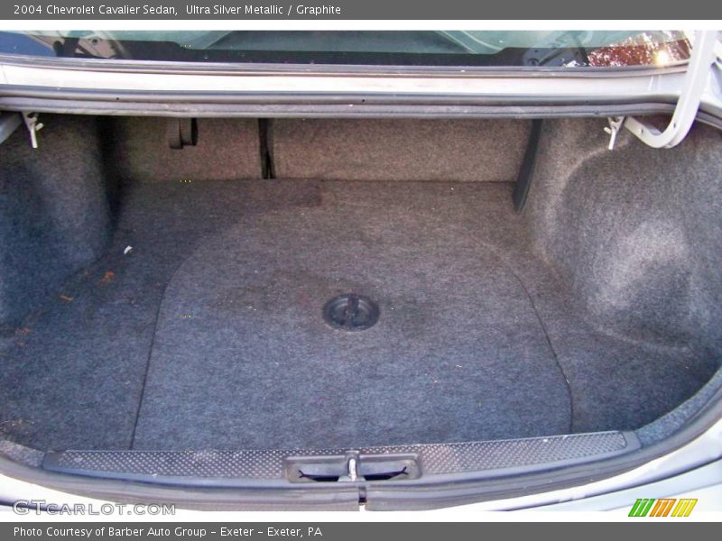 Ultra Silver Metallic / Graphite 2004 Chevrolet Cavalier Sedan