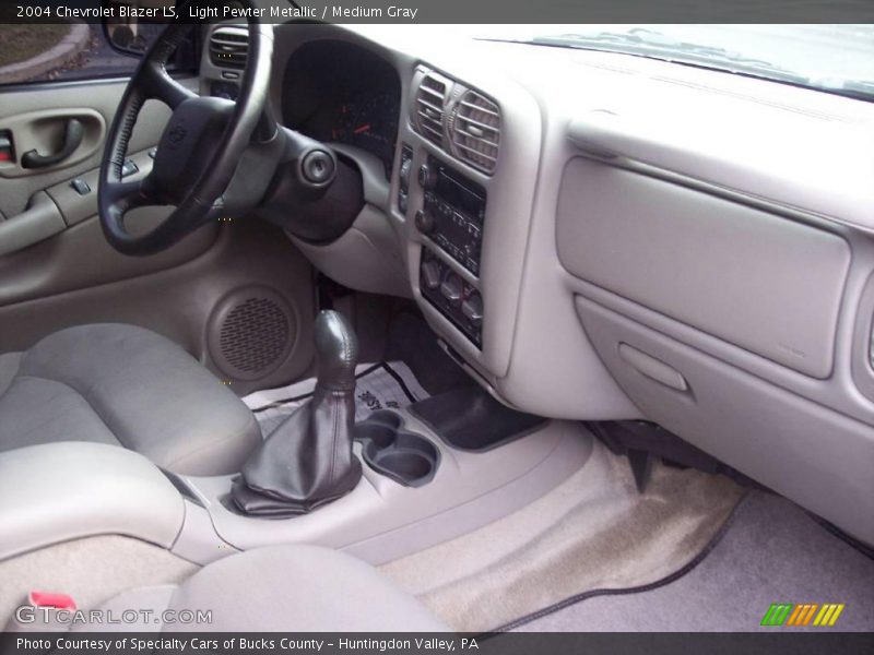 Light Pewter Metallic / Medium Gray 2004 Chevrolet Blazer LS