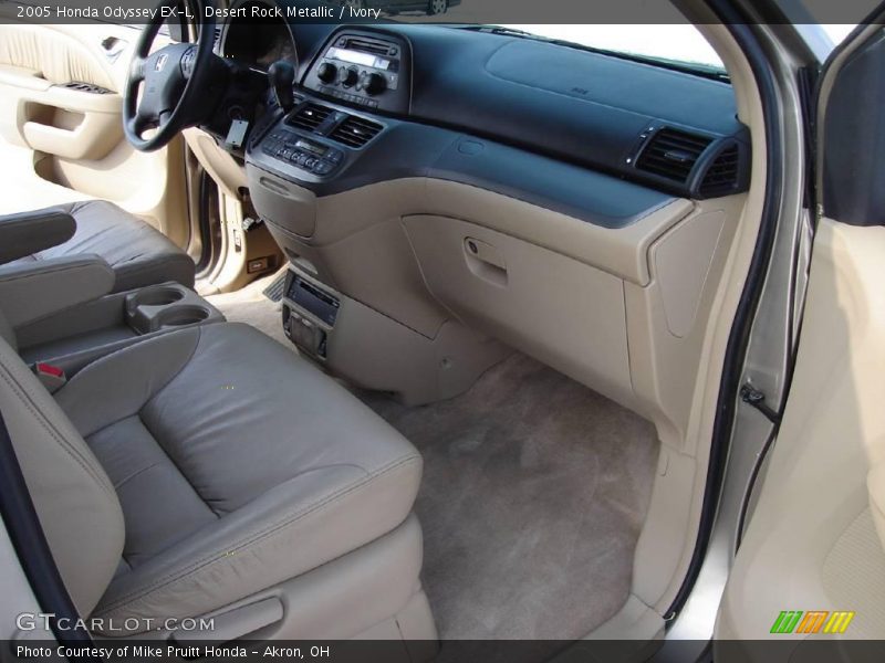 Desert Rock Metallic / Ivory 2005 Honda Odyssey EX-L