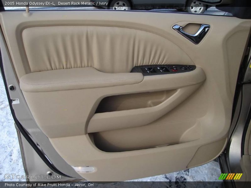 Desert Rock Metallic / Ivory 2005 Honda Odyssey EX-L