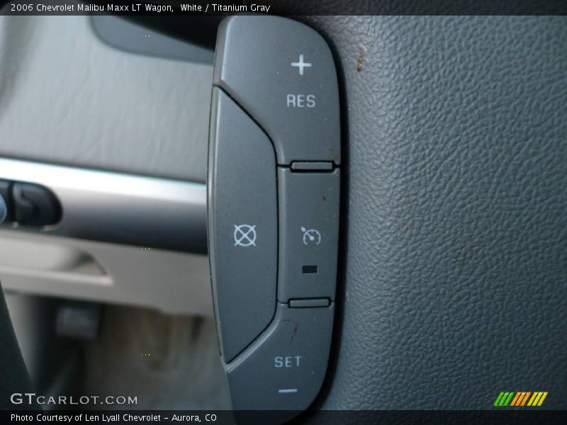 White / Titanium Gray 2006 Chevrolet Malibu Maxx LT Wagon