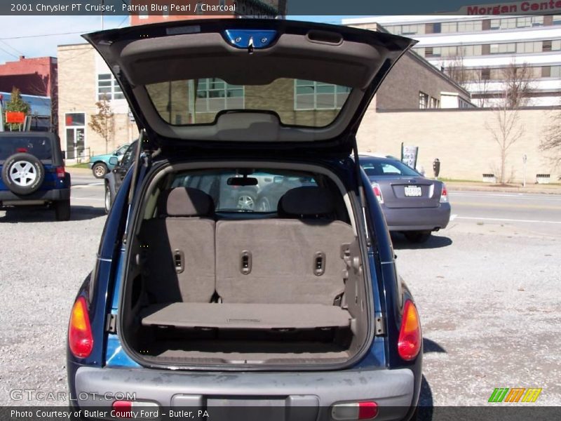 Patriot Blue Pearl / Charcoal 2001 Chrysler PT Cruiser