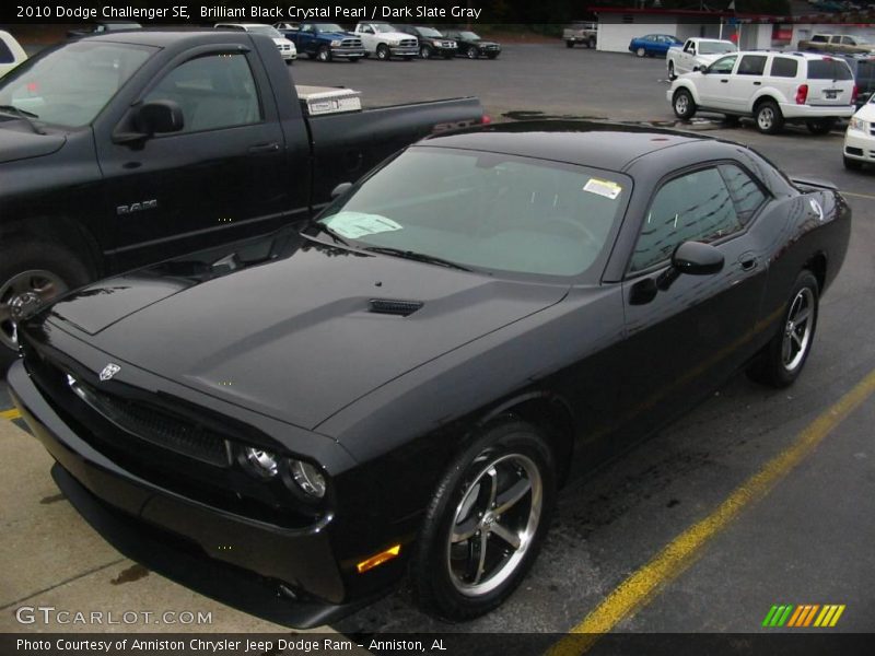 Brilliant Black Crystal Pearl / Dark Slate Gray 2010 Dodge Challenger SE