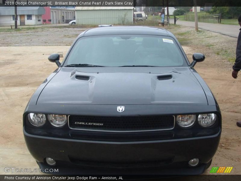 Brilliant Black Crystal Pearl / Dark Slate Gray 2010 Dodge Challenger SE