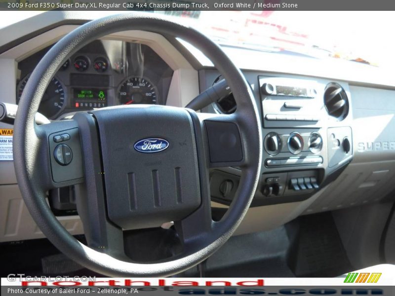 Oxford White / Medium Stone 2009 Ford F350 Super Duty XL Regular Cab 4x4 Chassis Dump Truck