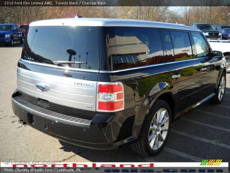 Tuxedo Black / Charcoal Black 2010 Ford Flex Limited AWD