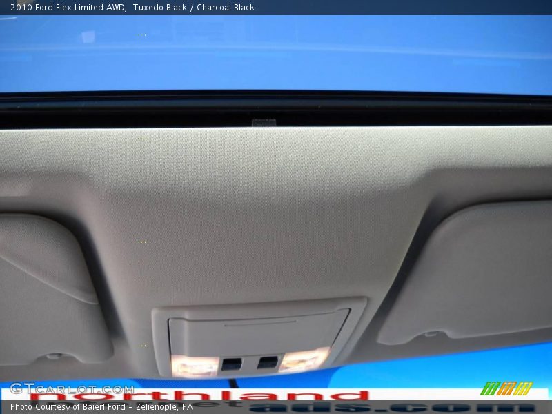 Tuxedo Black / Charcoal Black 2010 Ford Flex Limited AWD