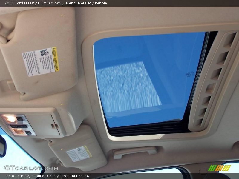 Merlot Metallic / Pebble 2005 Ford Freestyle Limited AWD