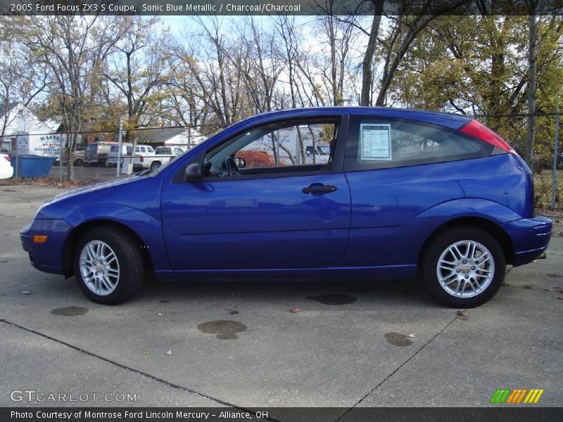 Sonic Blue Metallic / Charcoal/Charcoal 2005 Ford Focus ZX3 S Coupe