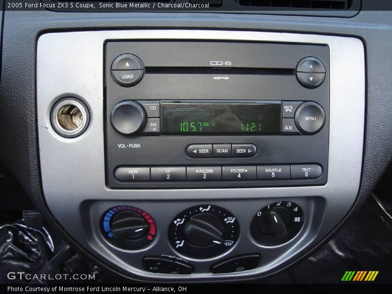 Sonic Blue Metallic / Charcoal/Charcoal 2005 Ford Focus ZX3 S Coupe