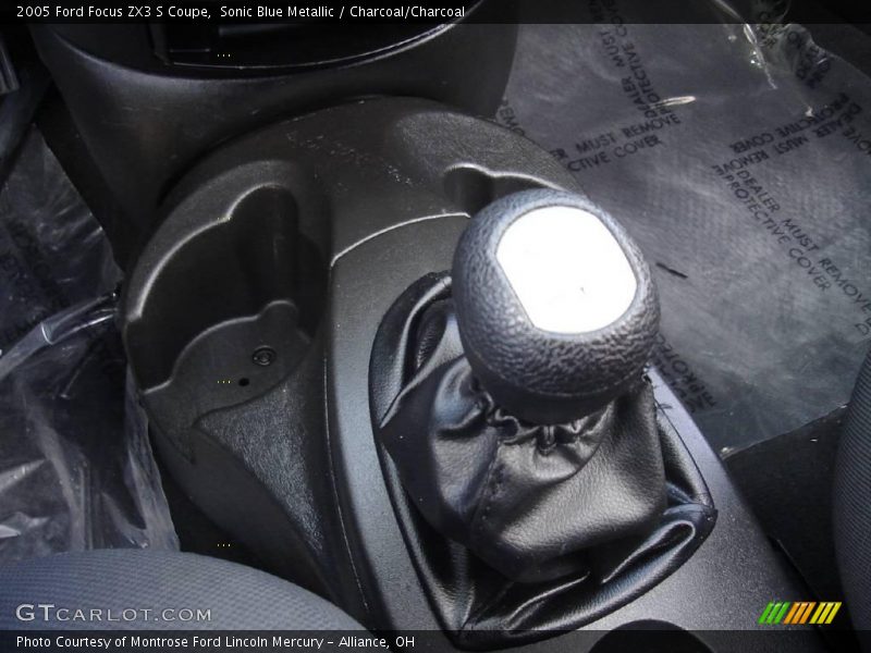 Sonic Blue Metallic / Charcoal/Charcoal 2005 Ford Focus ZX3 S Coupe