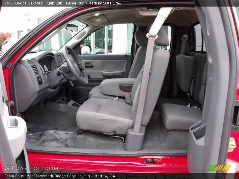 Flame Red / Medium Slate Gray 2005 Dodge Dakota ST Club Cab
