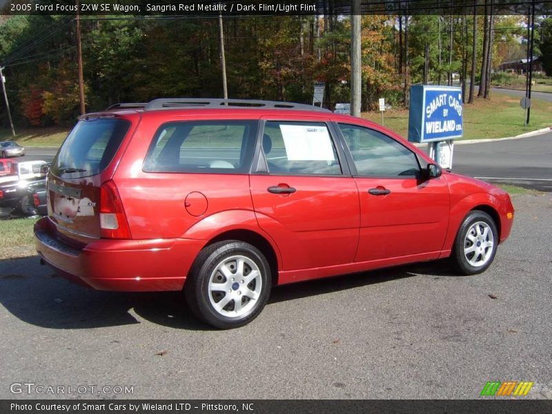 Sangria Red Metallic / Dark Flint/Light Flint 2005 Ford Focus ZXW SE Wagon