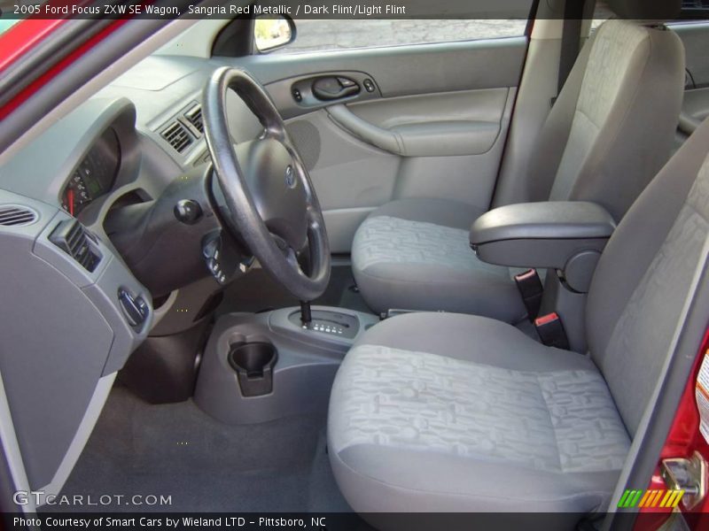 Sangria Red Metallic / Dark Flint/Light Flint 2005 Ford Focus ZXW SE Wagon
