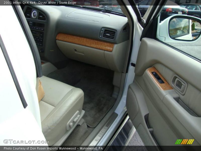 Dover White / Stone Beige 2001 Infiniti QX4 4x4