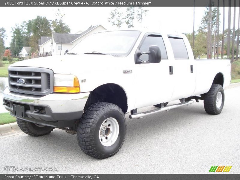 Oxford White / Medium Parchment 2001 Ford F250 Super Duty XL Super Crew 4x4