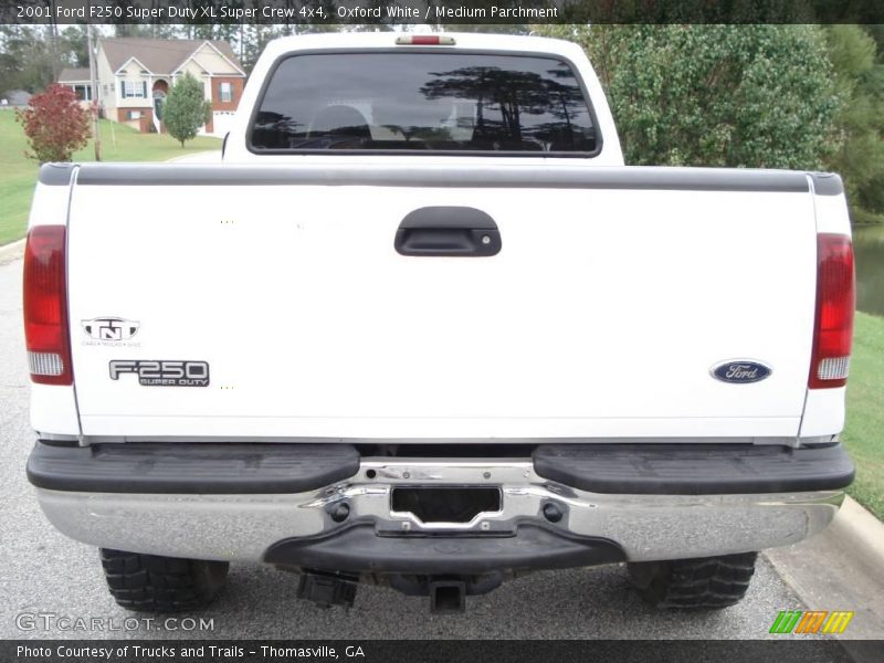 Oxford White / Medium Parchment 2001 Ford F250 Super Duty XL Super Crew 4x4