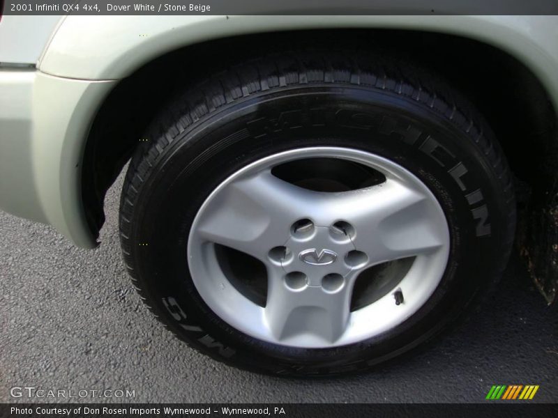Dover White / Stone Beige 2001 Infiniti QX4 4x4