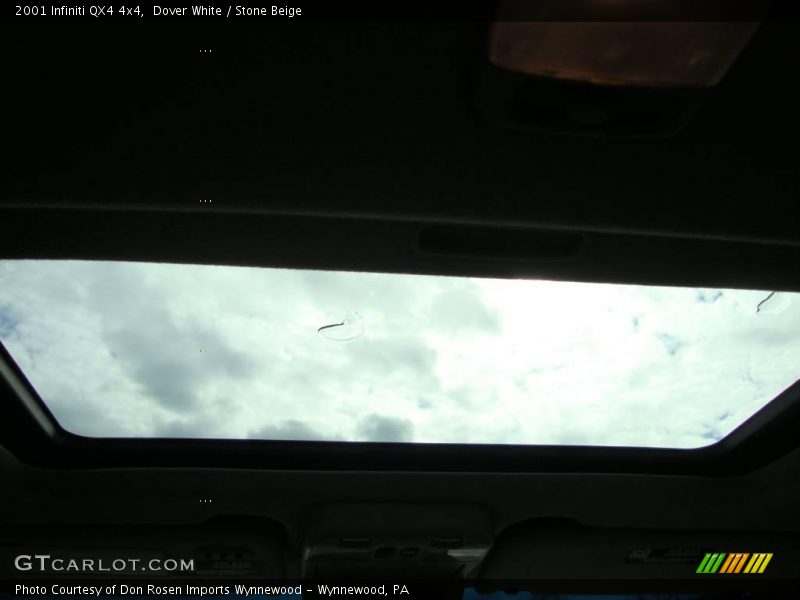 Dover White / Stone Beige 2001 Infiniti QX4 4x4