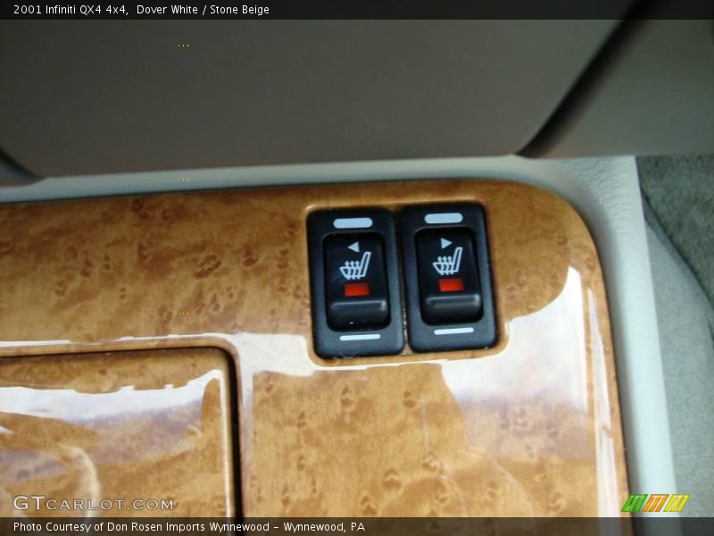 Dover White / Stone Beige 2001 Infiniti QX4 4x4