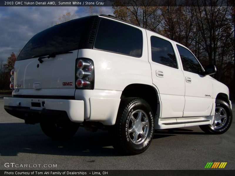 Summit White / Stone Gray 2003 GMC Yukon Denali AWD