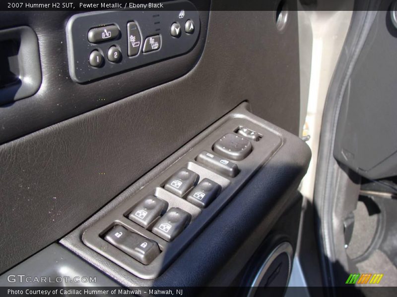 Pewter Metallic / Ebony Black 2007 Hummer H2 SUT