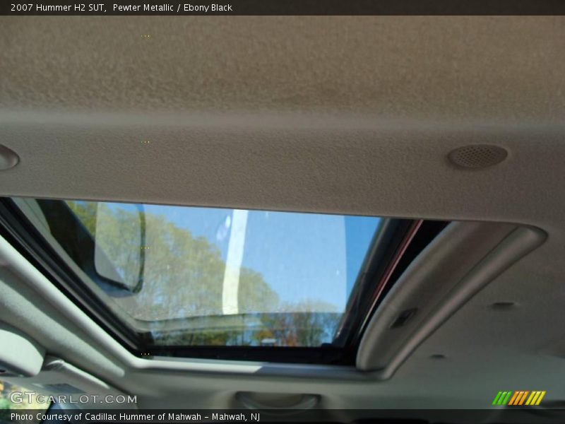 Pewter Metallic / Ebony Black 2007 Hummer H2 SUT