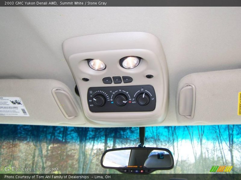 Summit White / Stone Gray 2003 GMC Yukon Denali AWD