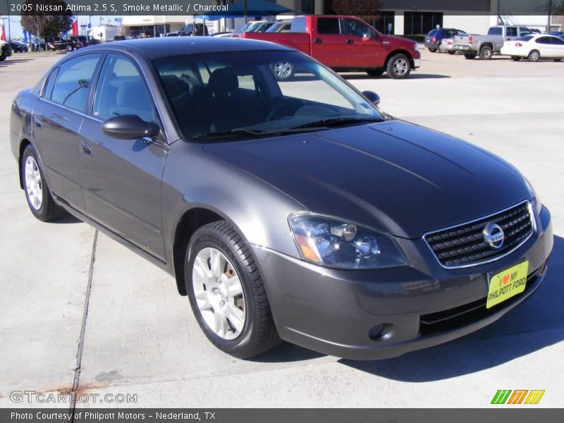 Smoke Metallic / Charcoal 2005 Nissan Altima 2.5 S