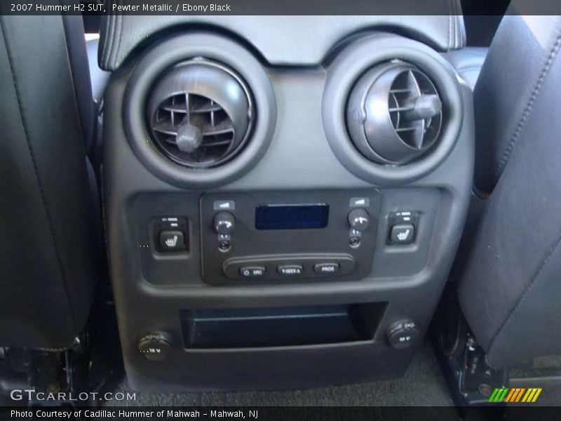 Pewter Metallic / Ebony Black 2007 Hummer H2 SUT
