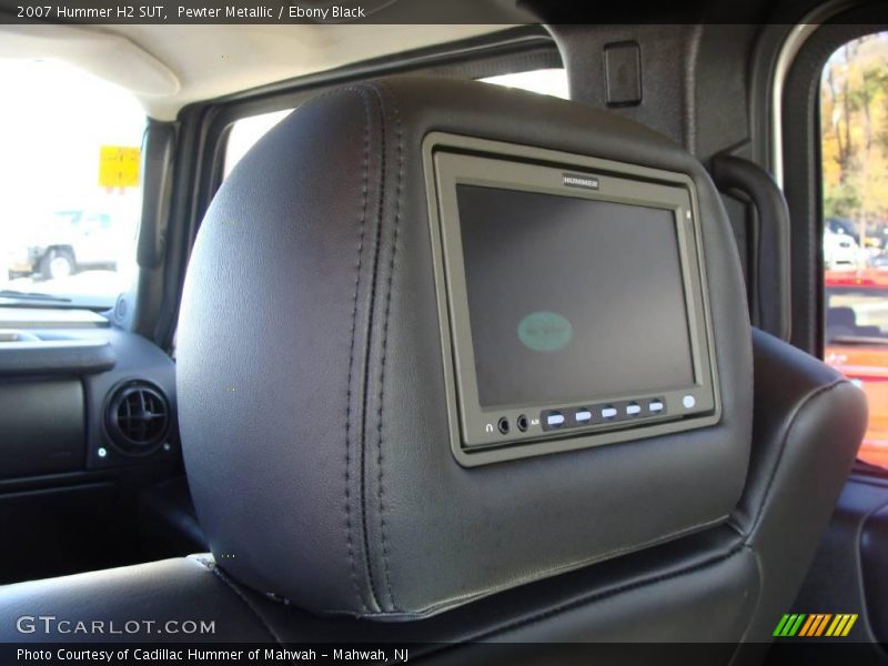 Pewter Metallic / Ebony Black 2007 Hummer H2 SUT