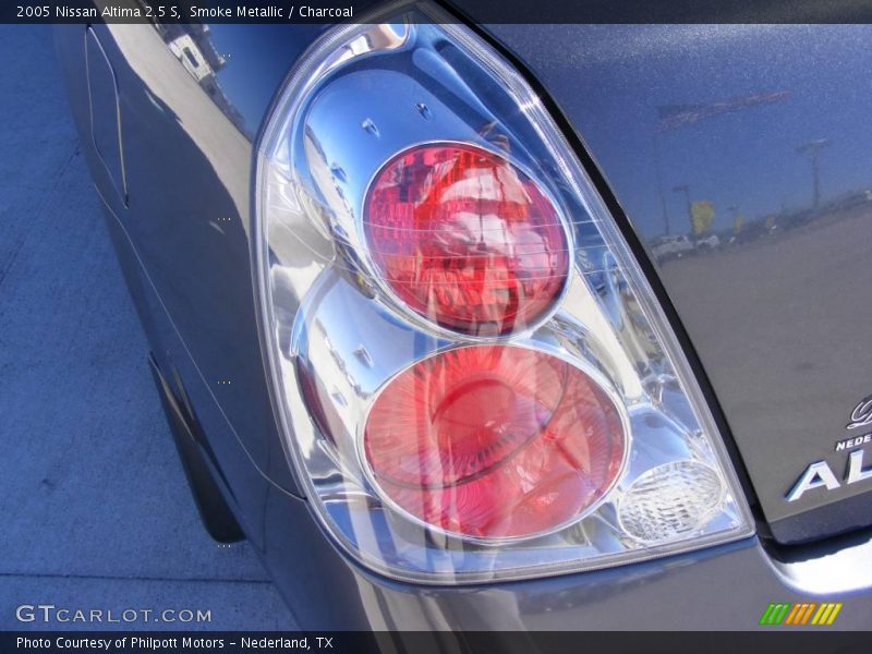 Smoke Metallic / Charcoal 2005 Nissan Altima 2.5 S