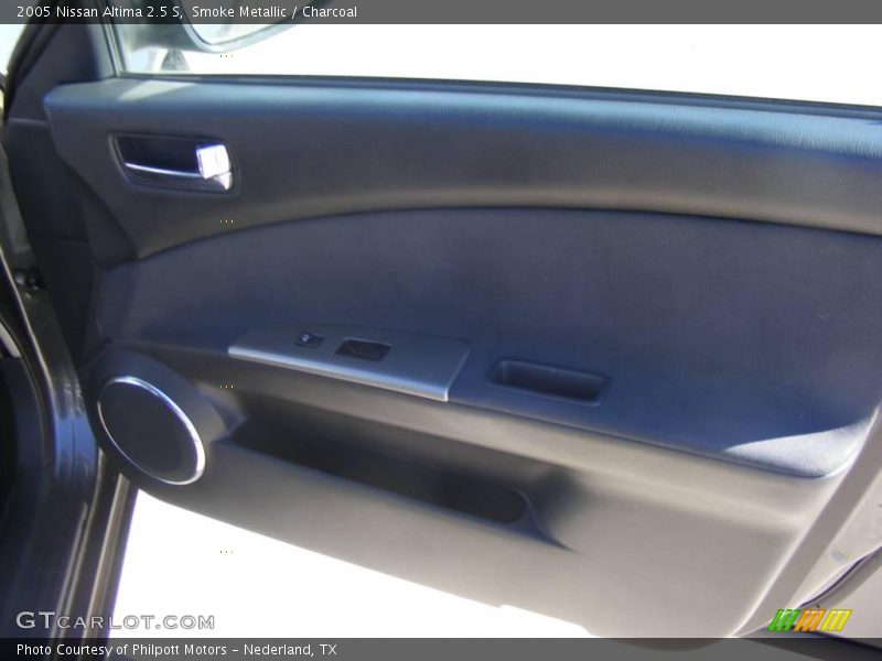 Smoke Metallic / Charcoal 2005 Nissan Altima 2.5 S