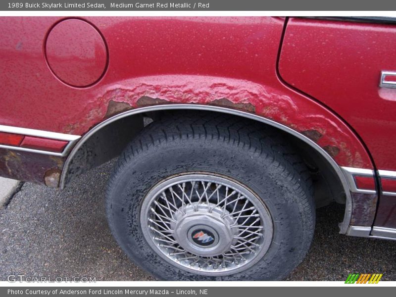 Medium Garnet Red Metallic / Red 1989 Buick Skylark Limited Sedan
