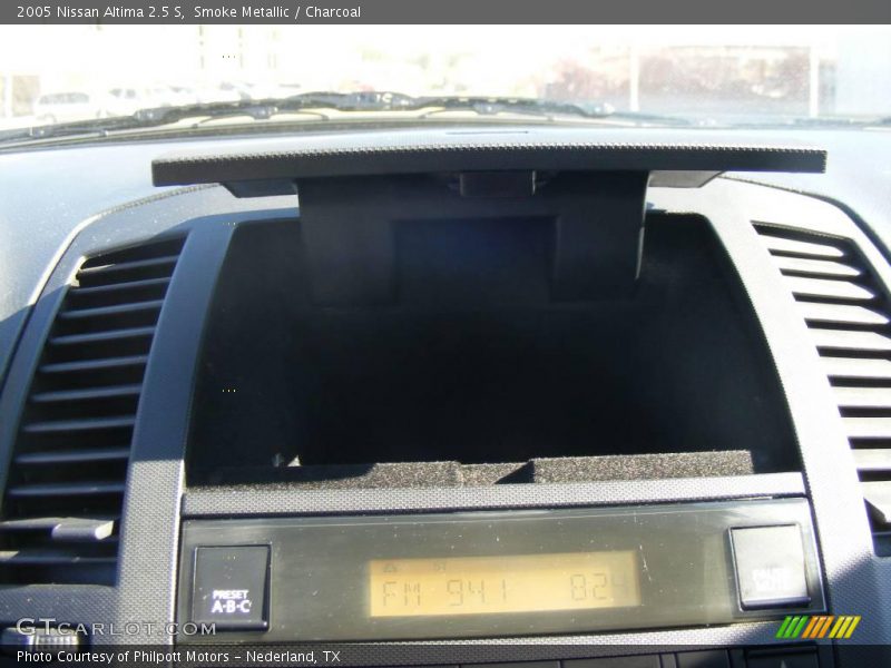 Smoke Metallic / Charcoal 2005 Nissan Altima 2.5 S