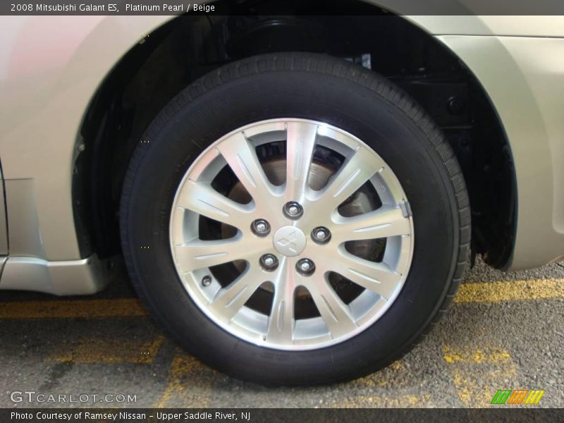 Platinum Pearl / Beige 2008 Mitsubishi Galant ES