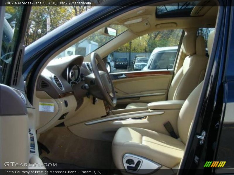 Black / Macadamia 2007 Mercedes-Benz GL 450