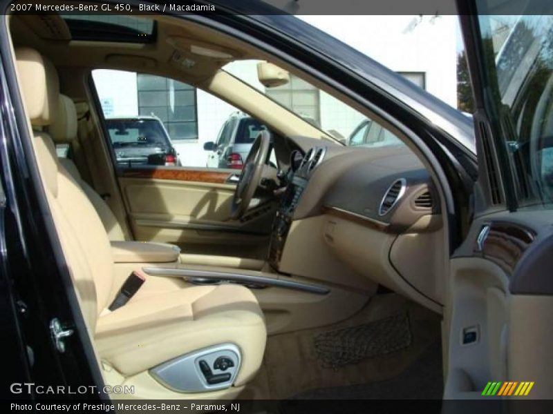 Black / Macadamia 2007 Mercedes-Benz GL 450