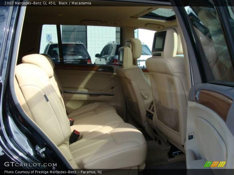 Black / Macadamia 2007 Mercedes-Benz GL 450