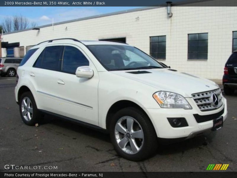 Arctic White / Black 2009 Mercedes-Benz ML 350 4Matic