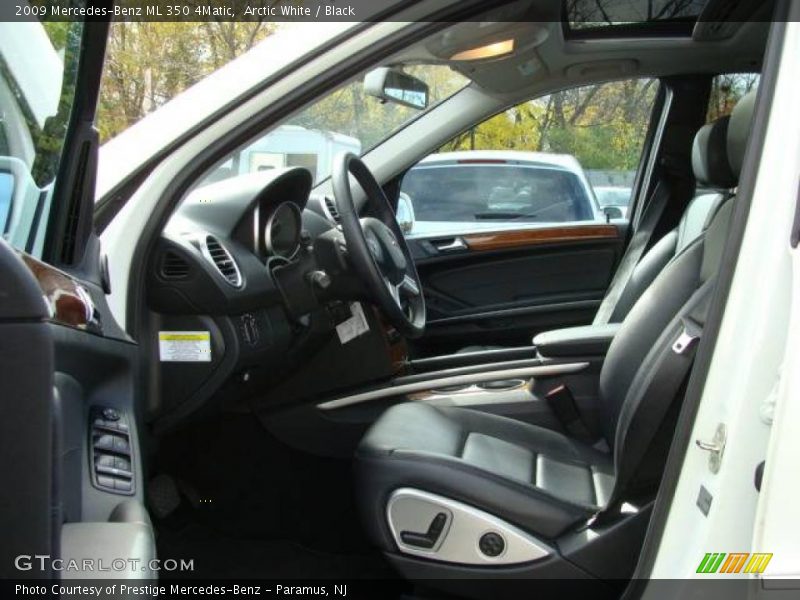 Arctic White / Black 2009 Mercedes-Benz ML 350 4Matic