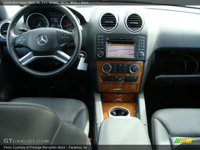 Arctic White / Black 2009 Mercedes-Benz ML 350 4Matic
