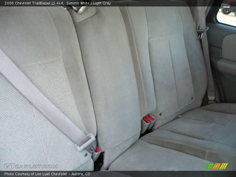 Summit White / Light Gray 2006 Chevrolet TrailBlazer LS 4x4