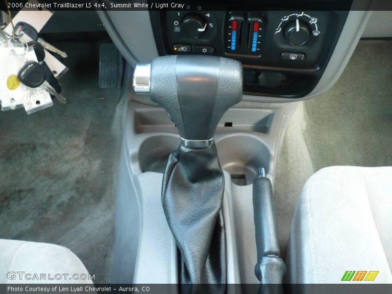 Summit White / Light Gray 2006 Chevrolet TrailBlazer LS 4x4
