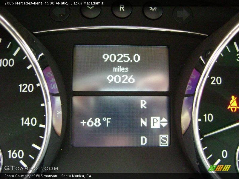 Black / Macadamia 2006 Mercedes-Benz R 500 4Matic