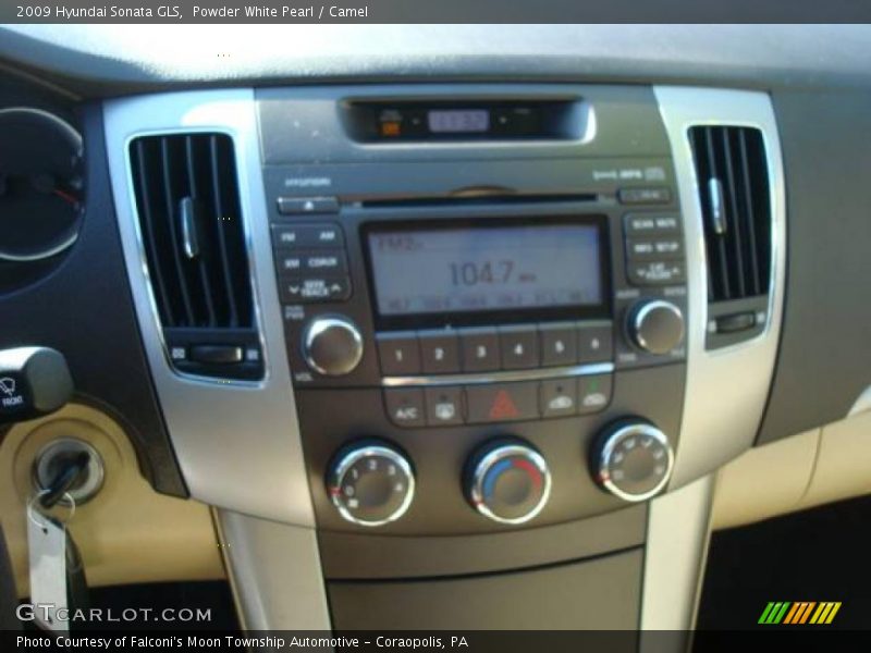 Powder White Pearl / Camel 2009 Hyundai Sonata GLS