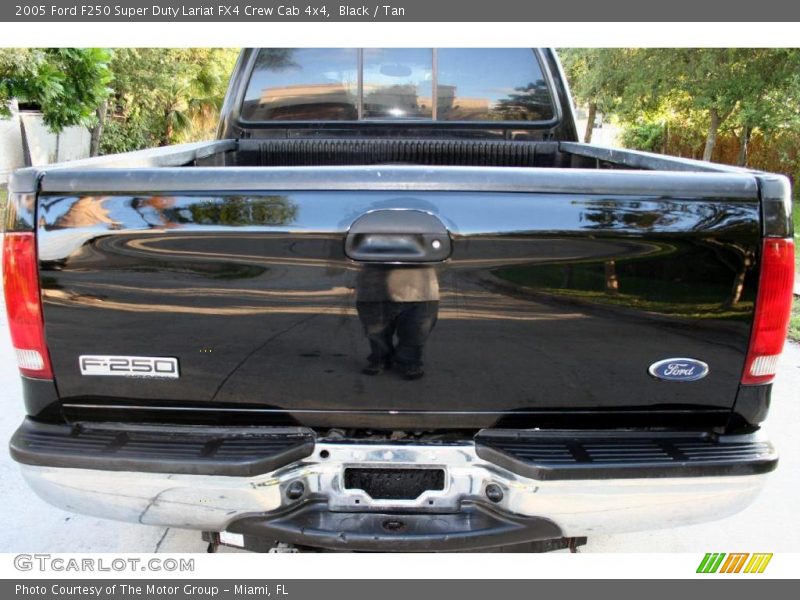 Black / Tan 2005 Ford F250 Super Duty Lariat FX4 Crew Cab 4x4