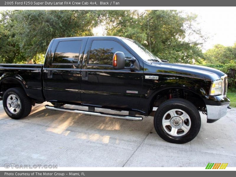 Black / Tan 2005 Ford F250 Super Duty Lariat FX4 Crew Cab 4x4