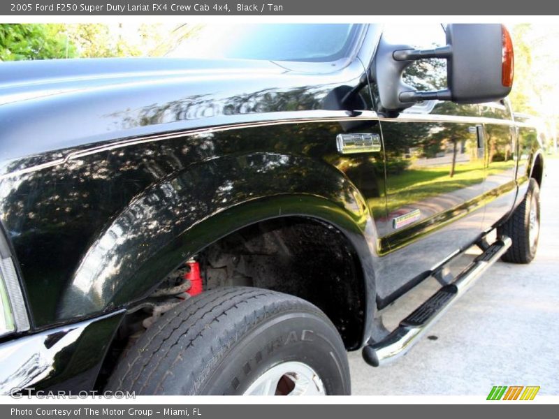 Black / Tan 2005 Ford F250 Super Duty Lariat FX4 Crew Cab 4x4
